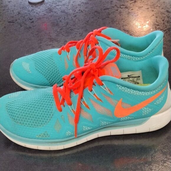 Nike sneakers  - Picture 4 of 5